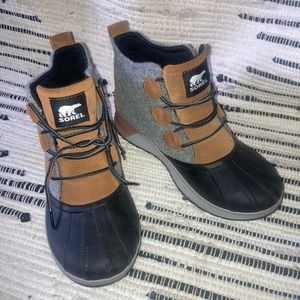 Sorel 8.5 Waterproof Boots Women’s